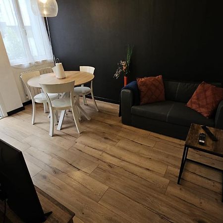 Maisonnette Tout Confort Parking Prive Брест Екстер'єр фото